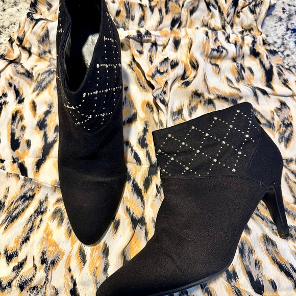 Impo black gold studded ankle boots - Picture 3 of 7